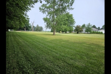 Beautiful 1 Acre Buildable Lot 